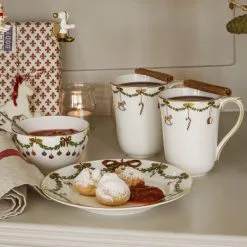 Royal Copenhagen Star Fluted Christmas Tarjoilukulho -Ekelund Linneväveri Kauppa 24877 01 04 5dc332960e