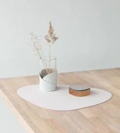 LIND DNA Nupo Pöytätabletti Kaareva -Ekelund Linneväveri Kauppa 501987 01 3 EnvironmentImage e7c5ca682f