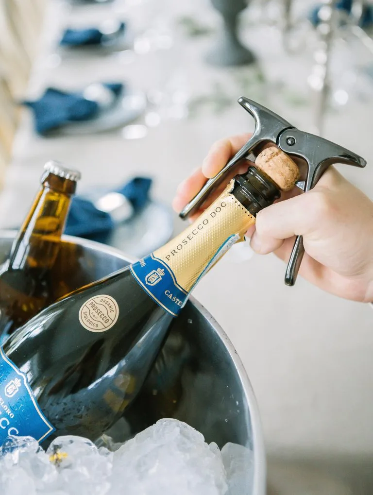 Dorre Carla Samppanjapullonavaaja 4 Dorre Carla Samppanjapullonavaaja - Image 2