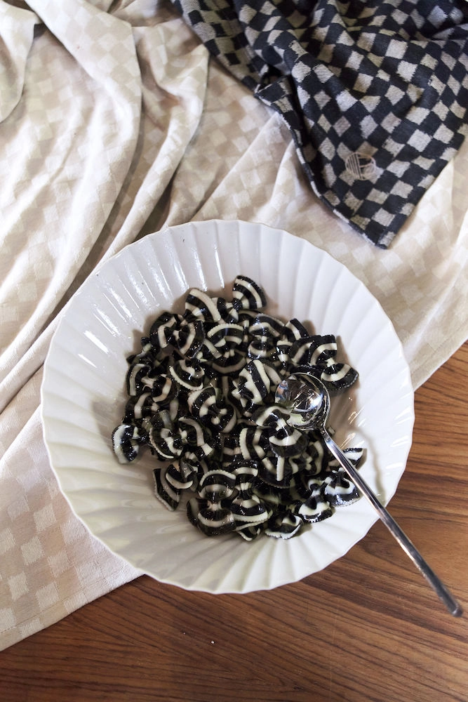 ByOn Checki Kangasservetti 2-pakkaus 4 ByOn Checki Kangasservetti 2-pakkaus - Image 2