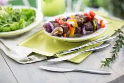 Robert Welch Hidcote Bright -grilliveitsi 4-pakkaus 7 Robert Welch Hidcote Bright -grilliveitsi 4-pakkaus -Ekelund Linneväveri Kauppa 573681 01 40 EnvironmentImage 54580eb186