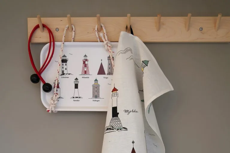 Almedahls Svenska Fyrar -tarjotin 20 X 27 Cm 5 Almedahls Svenska Fyrar -tarjotin 20 X 27 Cm - Image 3