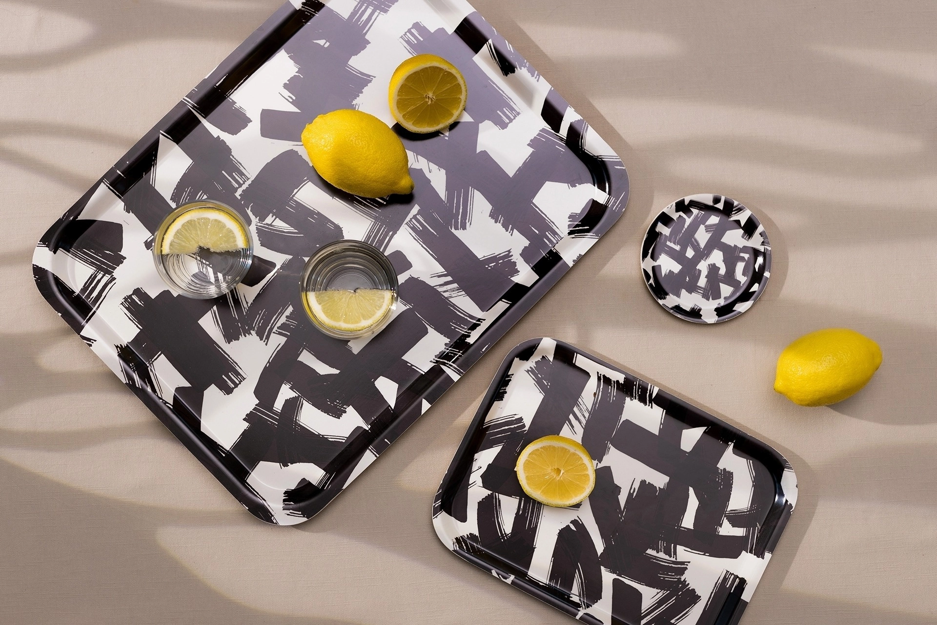 Åry Home Kryss Lasinalunen Ø 11 Cm 4-pakkaus 4 Åry Home Kryss Lasinalunen Ø 11 Cm 4-pakkaus - Image 2